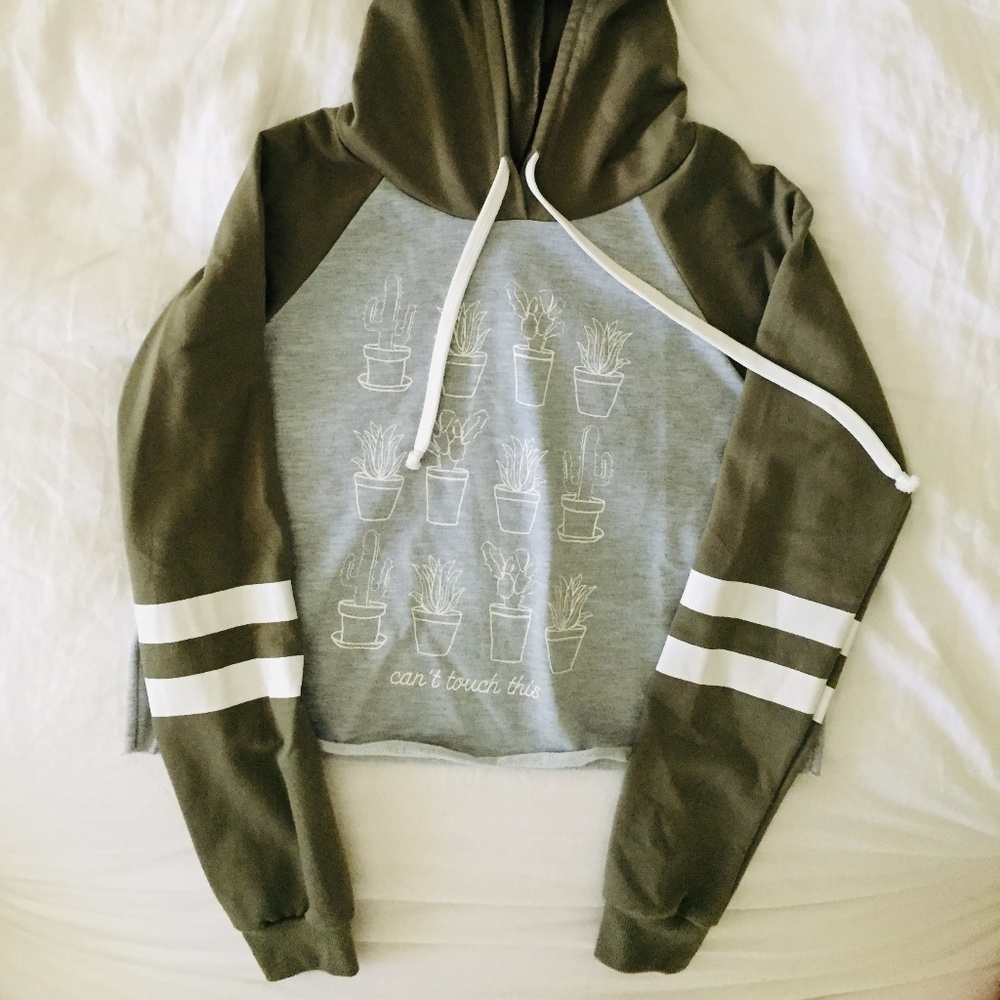 "Can't Touch This" Crop Hoodie